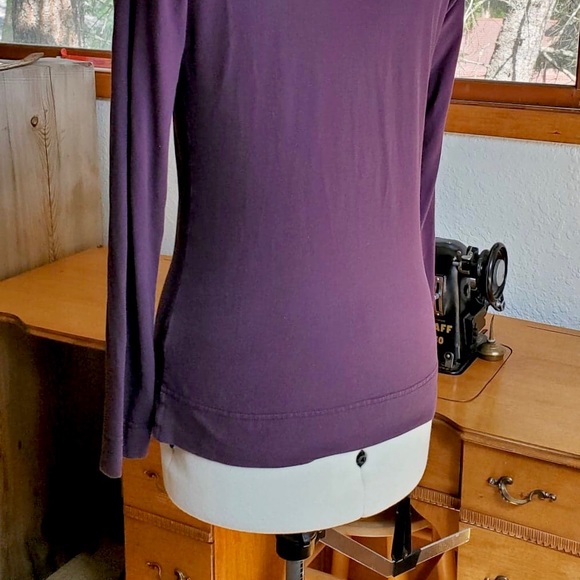 Ethos Paris Long-Sleeve T-Shirt Top in Plum Sz Med - Picture 4 of 6